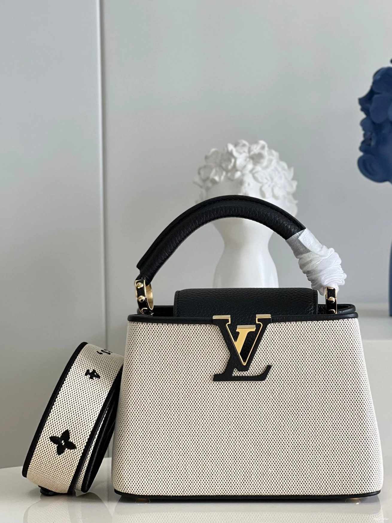 LOUIS VUITTON CAPUCINES MINI 0710